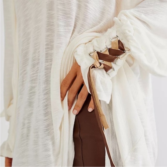 Free People || ‘Bridgette’ Tunic Top Dress Ivory Tie Neck, Lace Up Sleeve - Picture 4 of 11
